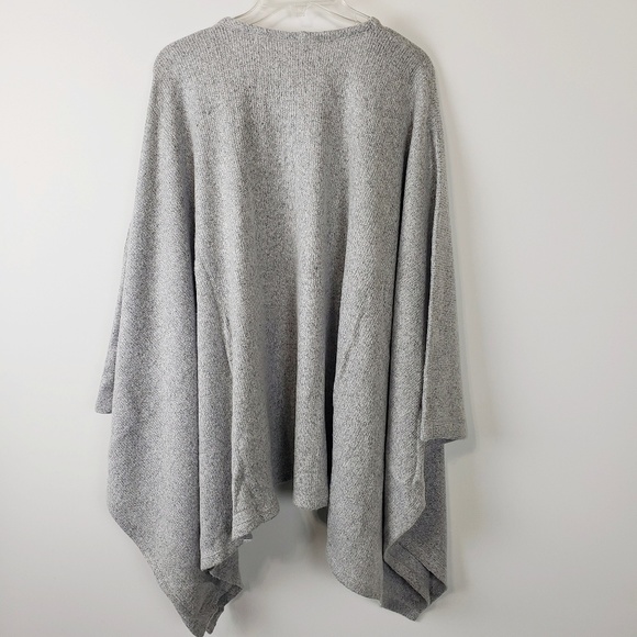 ISABEL Maternity Cozy Wrap Poncho Cardigan Sweater - Picture 4 of 6